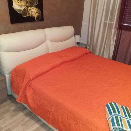 Bed&Fly Near Airport Fontanarossa Bagno Privato In Camera CTA Exteriör bild