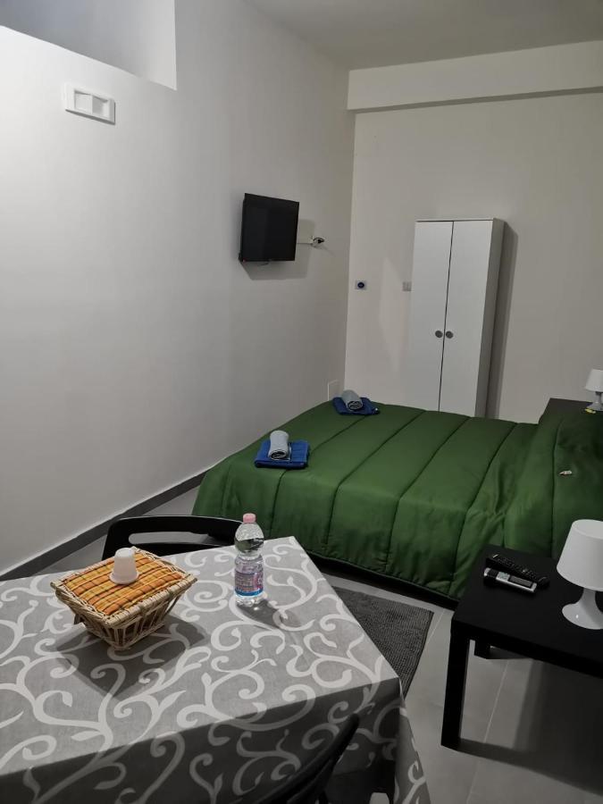 Bed&Fly Near Airport Fontanarossa Bagno Privato In Camera CTA Exteriör bild
